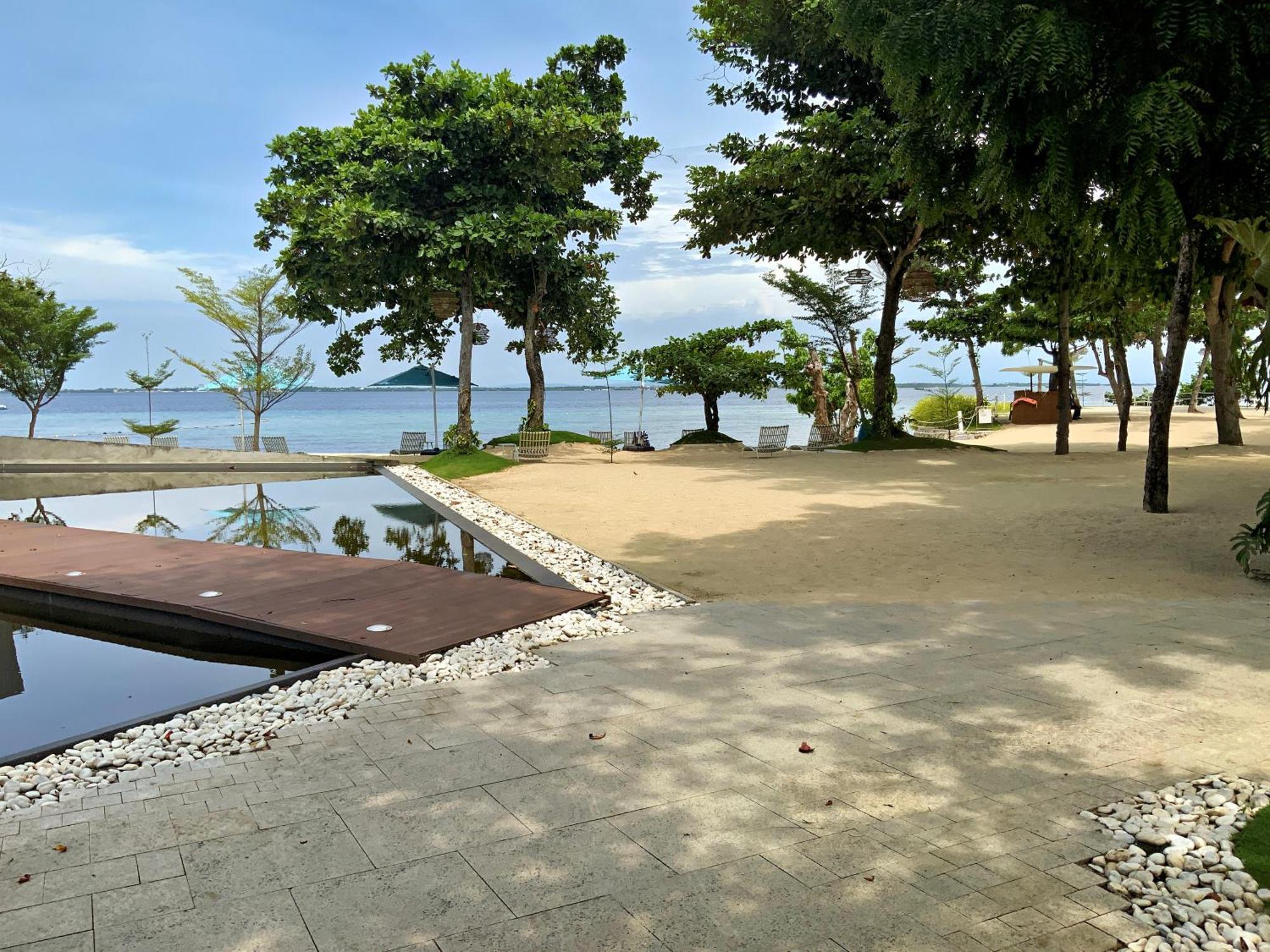 Dominiks Stylish Resort Gem Ocean View Pool Queen Bed At Tambuli 8 Floor Fast Wifi Lapu-Lapu City Exterior photo
