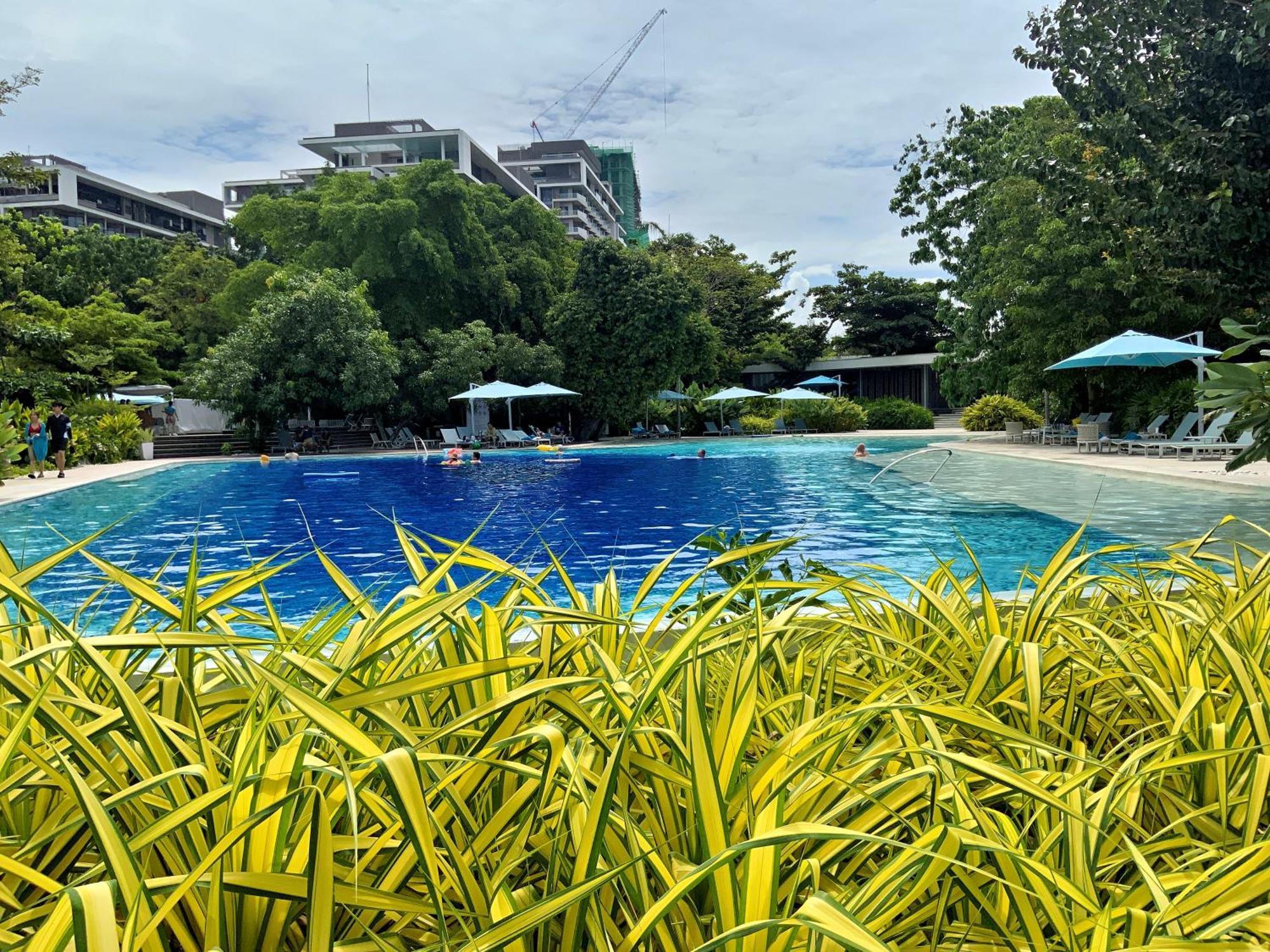 Dominiks Stylish Resort Gem Ocean View Pool Queen Bed At Tambuli 8 Floor Fast Wifi Lapu-Lapu City Exterior photo