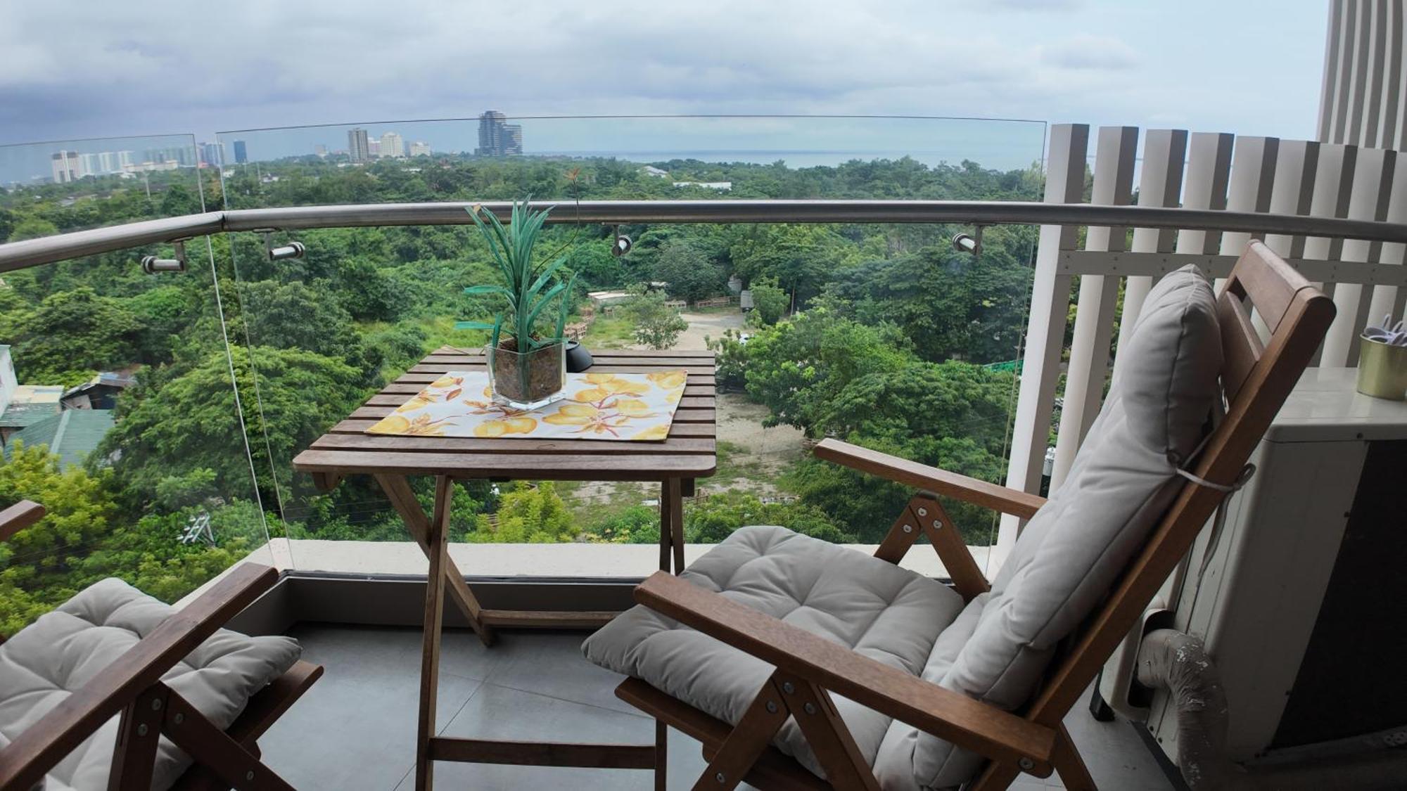 Dominiks Stylish Resort Gem Ocean View Pool Queen Bed At Tambuli 8 Floor Fast Wifi Lapu-Lapu City Exterior photo